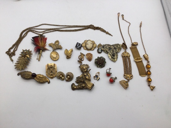 Nice selection of antique jewelry,earrings, brooches, watch fobs, cameos see pics