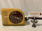 Vintage Westclox Bakelite case electric clock, tested/working, made in USA, approx 6 x 2 x 5 in.