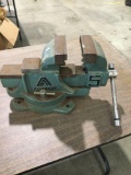 Large all trade 5 bench vise