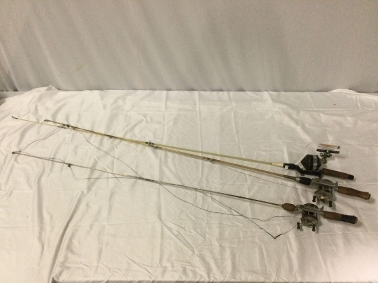 3 pc. lot if vintage fishing poles w/ reels, approx 60 in. longest. South Bend / Supreme 510