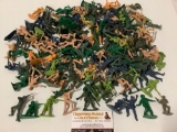 Lot of plastic army men toy figures, military figures, many styles. Approx 2 x 2 in.
