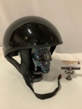 FULMER Hombre DOT black helmet , size Medium, good used condition, approx 9 x 10 in.