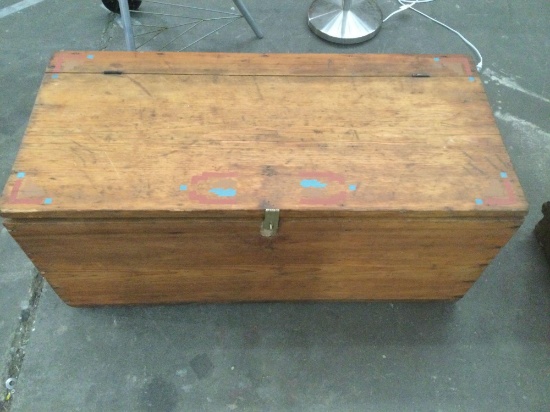Vintage handmade trunk with Painted Native American embellishments in good condition