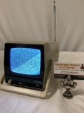 Vintage 1984 QUASAR AC/DC 4-Way UHF/VHF portable television w/ power cord, tested/working