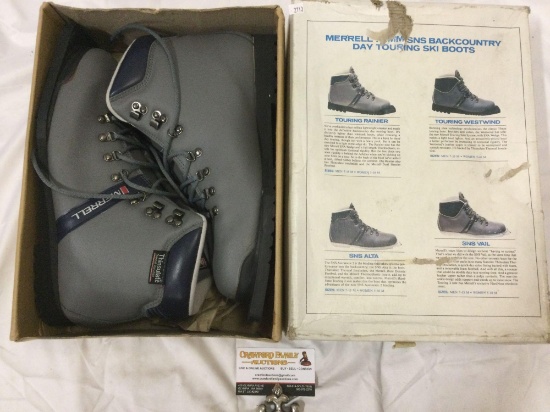 Merrell Ski Boots - Rainier size 11 w/ box.