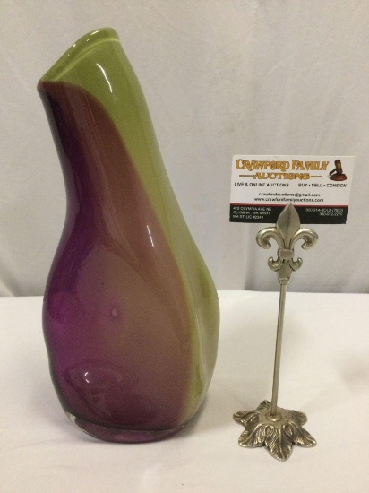 Vintage hand blown art glass vase in purple/green, approx 13 x 6 in.