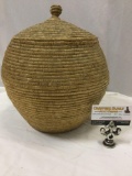 Vintage Eskimo handmade woven basket w/ lid, approx 10 x 13 in.