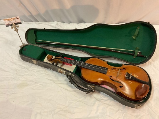 Antique 1945 violin by Gabriel Payne w/ bow and hard case w/ written 1984 appraisal for $1500, see