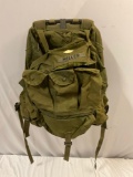 Vintage green canvas US army back pack w/ metal frame, approx 15 x 20 in.