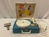 Antique Walt Disney SNOW WHITE & THE SEVEN DWARFS electric phonograph, sold as is