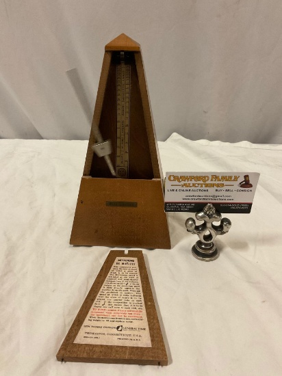 Vintage SETH THOMAS wooden case metronome musical time keeper, tested/working