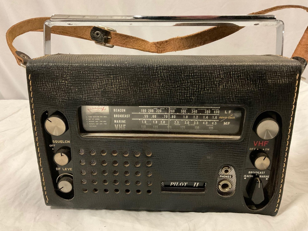 Vintage 1960s NOVA-TECH Pilot II VHF 4 band radio receiver w/ case &  antennas. Tested / working. | Online Auctions | Proxibid