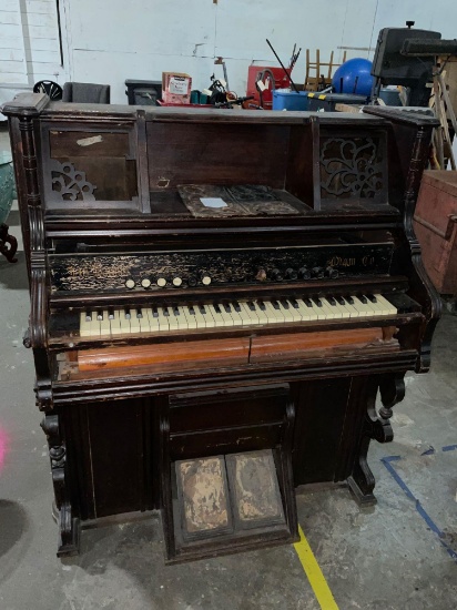 Antique upright player piano needs restoration sold as is see pics/52X 23X 45