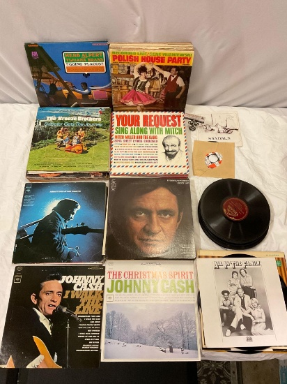 Lot of vintage Lp phonograph vinyl records; Johnny Cash, holiday music, polka, crooners, classical.