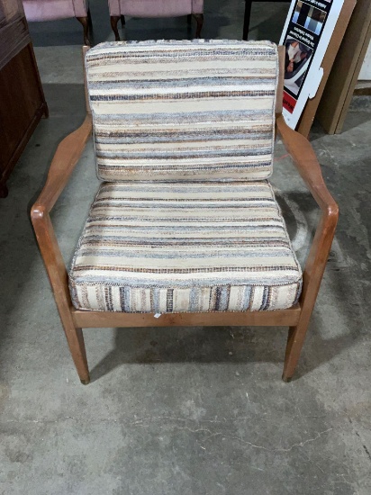 Very nice mid century slatted back chair with original cushions In excellent condition see pics