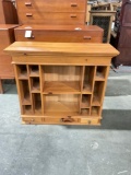 Solid pine Broyhill made in the USA three drawer display shelf see pics