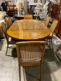 Directional heritage solid wood table W / Six matching Kane back chairs in excellent condition.