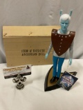 1991 Hamilton Gifts PRESENTS Star Trek ANDORIAN vinyl figure w/ stand, tag & mailer box