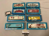 8 pc. Lot of HO SCALE LIFE-LIKE railroad Campbell?s Soup locomotive & train cars in original boxes