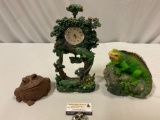 3 pc. lot of lizard & toad themed sculpture art decor; QUARTZ battery operated clock w/ pendulum,