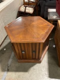 Vintage wooden octagon end table see pics/20 X 27X 27
