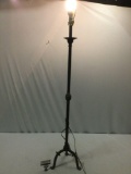 Modern metal standing parlor lamp w/ no shade, tested / working, approx 11 x 58 in.