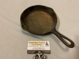 vintage WAGNER WARE cast iron skillet, approx 7 x 10 x 1.5 in.