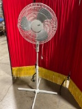 Larger rotating, adjustable / multi speed floor fan by SMC tested and working