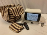 Vintage RCA ColorTrak Plus portable TV television w/ picnic bag/ remote, tested & working