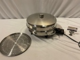 FABREWARE electric skillet 344A w/ cord, lid, insert, tested/working, approx 16 x 8 in.