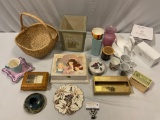 Large lot of decor; musical jewelry box, tissue holder, basket, mugs, signed ceramic vase w/ flower
