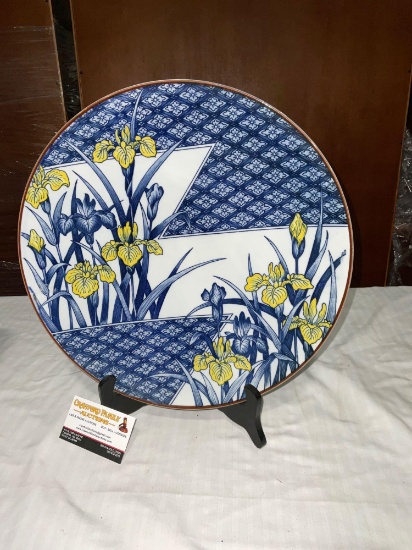 Late 1940s post World War II Japanese handpainted blue white and yellow charger W/floral design