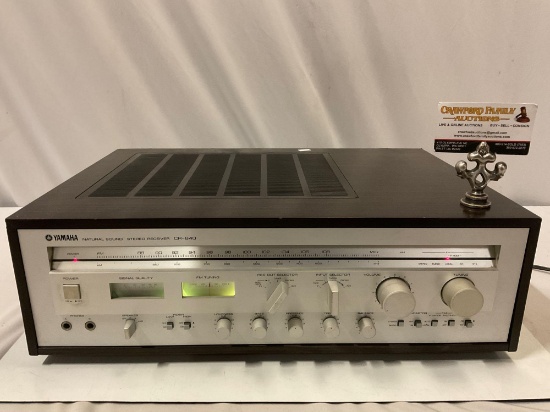vintage YAMAHA Natural Sound Stereo Receiver CR-840, tested/working, approx 20 x 15 x 7 in.