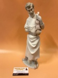 Large vintage LLADRO porcelain figure sculpture hand made in Spain; Doctor, approx 15 x 5 in.