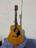 Yamaha acoustic guitar fg335ii