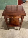 Wooden end table/night stand with drawer.