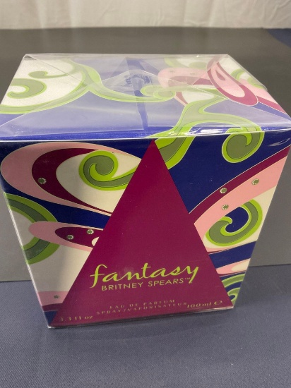 Fantasy by Britney Spears Eau De Parfum Spray 3.3 fl oz 100ml