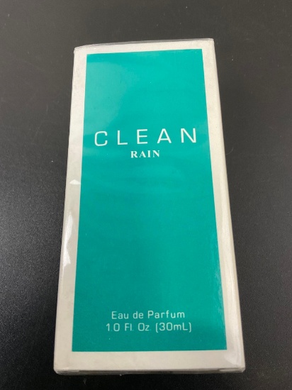 CLEAN RAIN Eau De Parfum 1 fl oz 30 ml
