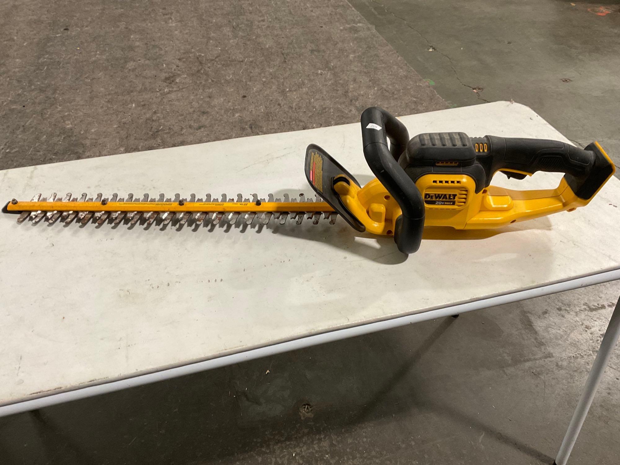 DEWALT 20v Max 22" Hedge Trimmer. Model DCHT820. Proxibid