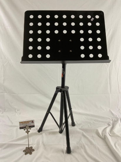 GEAR LUX professional musicians folding music stand, approx 36 x 20 in.