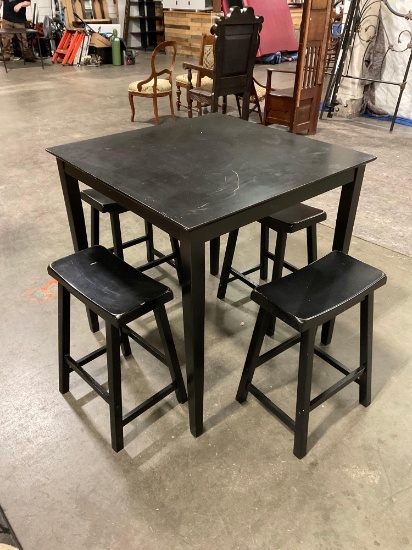 Black Square Pub Table with 4 matching stools. See pics.