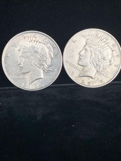 2 x 1922 silver Peace dollars