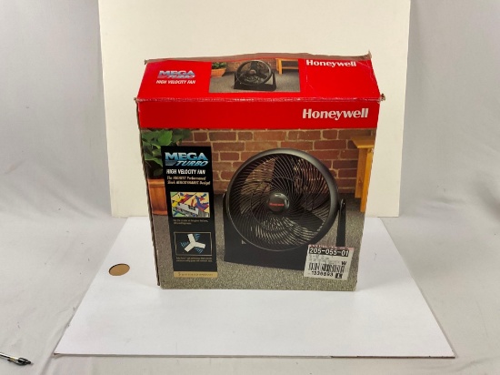 Mega Turbo Honeywell fan, comes with box