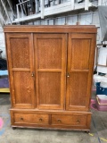 Beautiful Large Tiger Oak Armoire / Wardrobe.