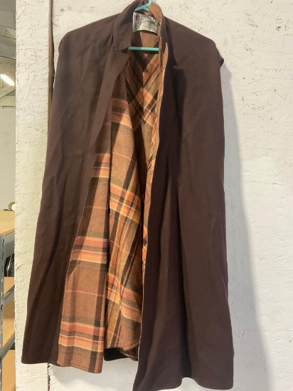 Brown Cape with Plaid lining by Giorgio Beverly Hills Made in France