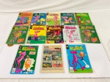 Collection of vintage Whitman The Pink Panther comics.