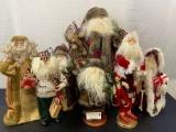 7 Assorted Santa Claus Figures