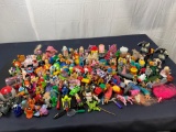 195 items MASSIVE assortment of Kid's Toys, mostly from fast food restaurants