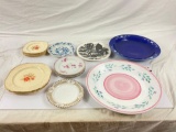 Large collection of assorted vintage plates and platers, 13ct