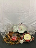 Collectibles incl. soapstone Holly wreath, clay lamp base w/lamp, Haviland plate, etc